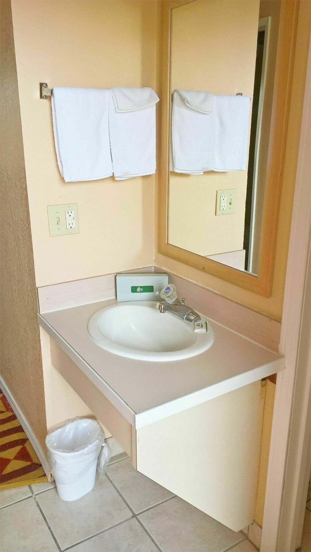 Portland Value Inn And Suites מראה חיצוני תמונה